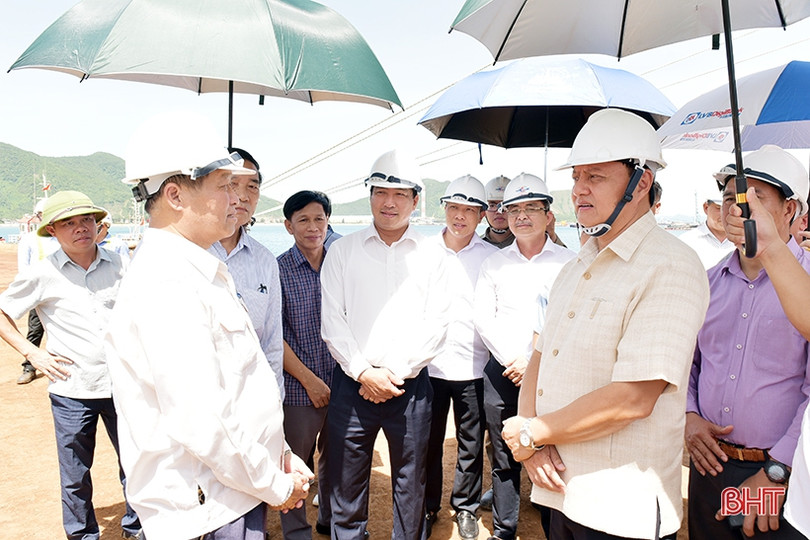 Đoàn công tác tỉnh Savannakhet thăm cảng Vũng Áng và Formosa Hà Tĩnh