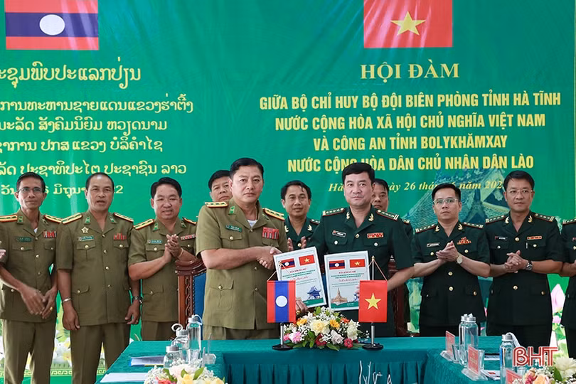 Hà Tĩnh, Bôlykhămxay, Khăm Muộn ký kết bảo vệ chủ quyền an ninh biên giới