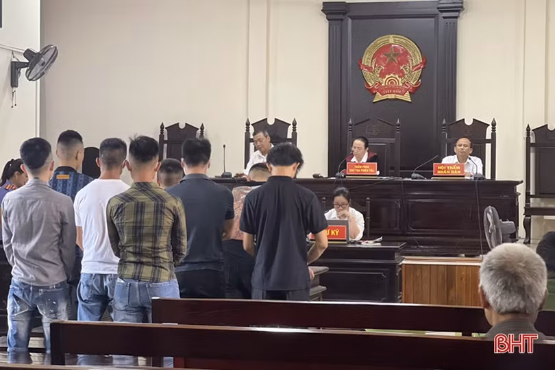 Tuyển cộng tác viên bán mỹ phẩm qua Facebook để lừa đảo chiếm đoạt tài sản