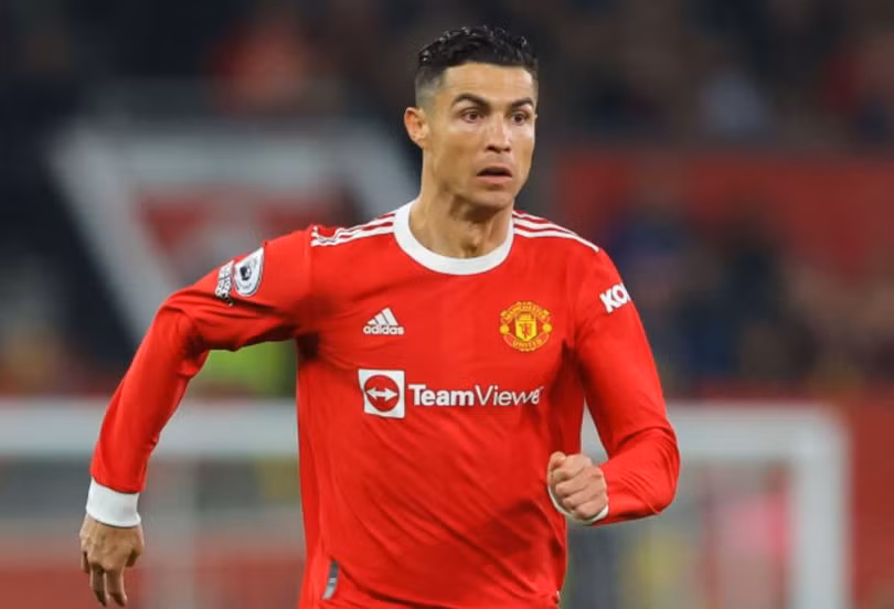 Chủ tịch Chelsea đàm phán với đại diện của Ronaldo