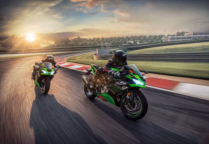 Các hãng môtô Nhật Bản loại bỏ một số mẫu xe do tiêu chuẩn khí thải