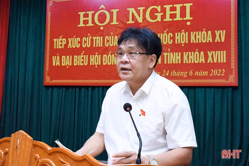 Cử tri huyện Kỳ Anh kiến nghị xem xét quy hoạch mỏ đất ở khu vực đập Mạc Khê