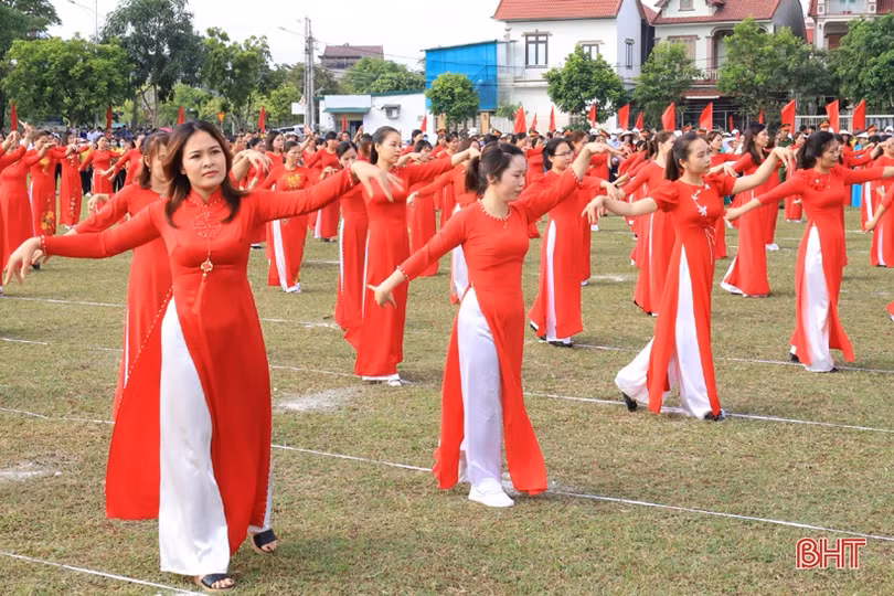 Gần 600 VĐV tranh tài Đại hội TDTT huyện Hương Sơn lần thứ VI