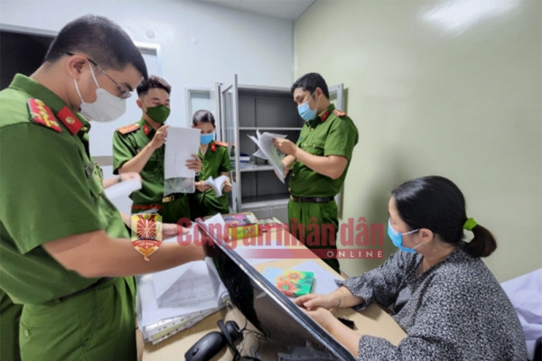 Thủ đoạn trục lợi từ kít test COVID-19 của Giám đốc CDC Đà Nẵng