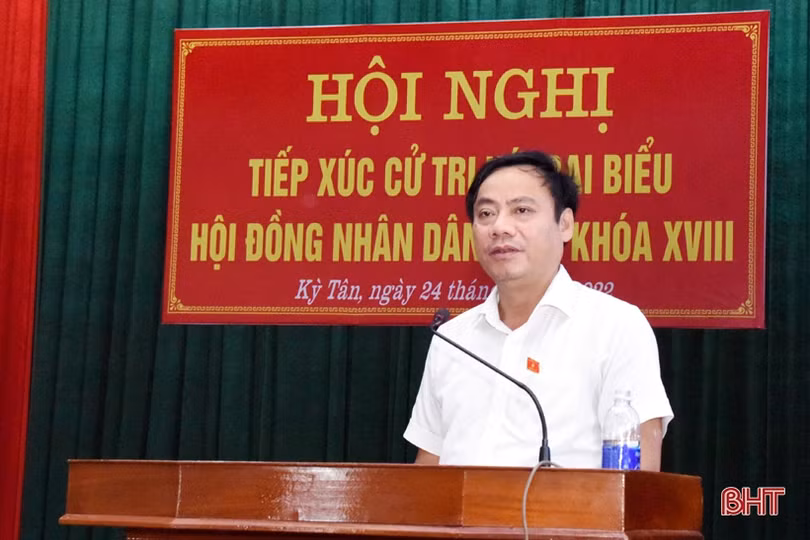 Cử tri huyện Kỳ Anh kiến nghị nâng cấp một số tuyến tỉnh lộ đã xuống cấp