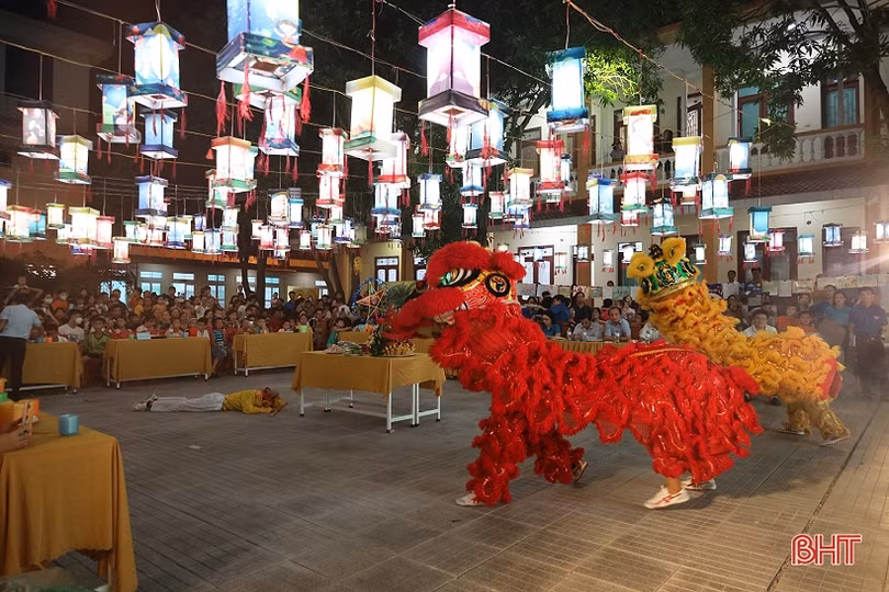 Lung linh sắc màu Trung thu