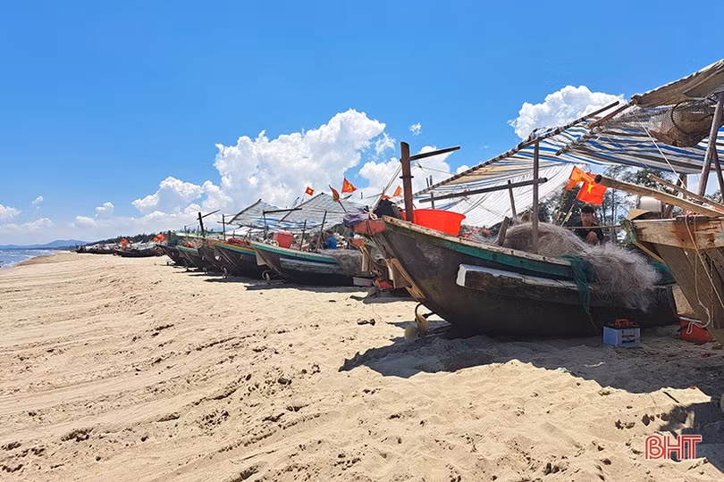 Nghi Xuân lên phương án chủ động tránh trú bão cho gần 1.000 tàu cá