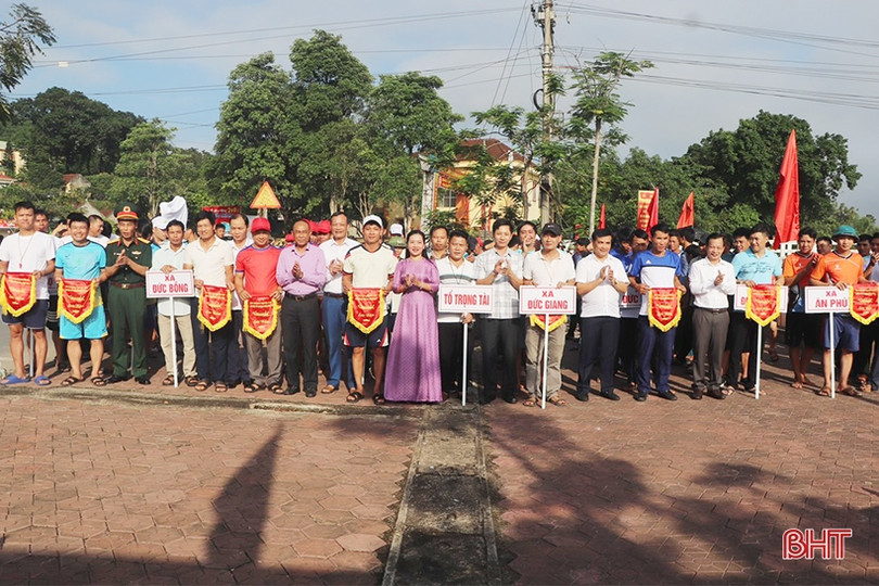 Quang Thọ nhất giải đua thuyền huyện Vũ Quang