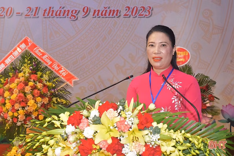 Bầu 28 đồng chí vào Ban Chấp hành Hội Nông dân Hà Tĩnh khóa X