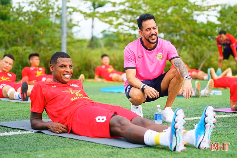 Điều thú vị về ngoại binh gần 10 tỷ đồng vừa gia nhập Hồng Lĩnh Hà Tĩnh