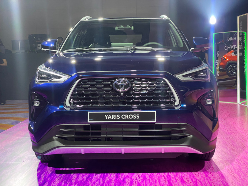 Toyota Yaris Cross 2024 chính thức ra mắt tại Việt Nam, giá từ 730 triệu
