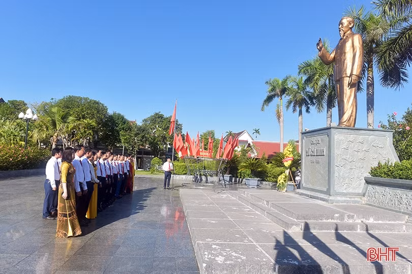 Phát huy vai trò chủ thể của nông dân trong phát triển nông nghiệp, kinh tế nông thôn, xây dựng nông thôn mới