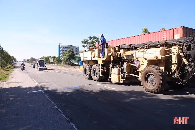 Tiếp tục kiến nghị dừng thu phí nếu chậm sửa chữa, khắc phục hư hỏng QL1 qua Hà Tĩnh