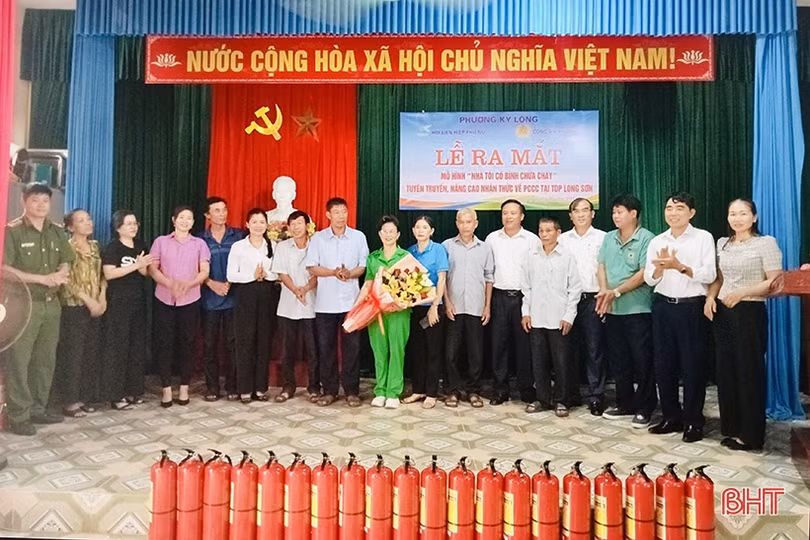 Nhân rộng mô hình “Nhà tôi có bình chữa cháy” tại TX Kỳ Anh