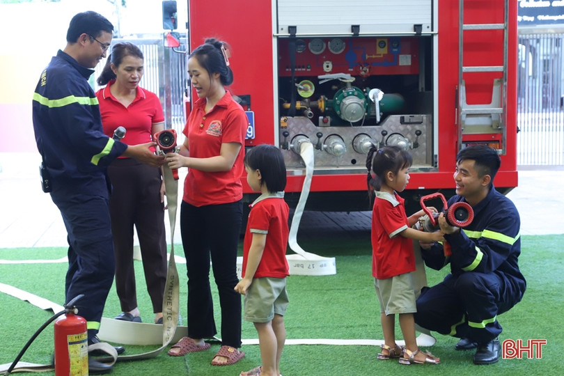 Hướng dẫn cách phòng cháy, thoát hiểm cho học sinh mầm non ở TP Hà Tĩnh