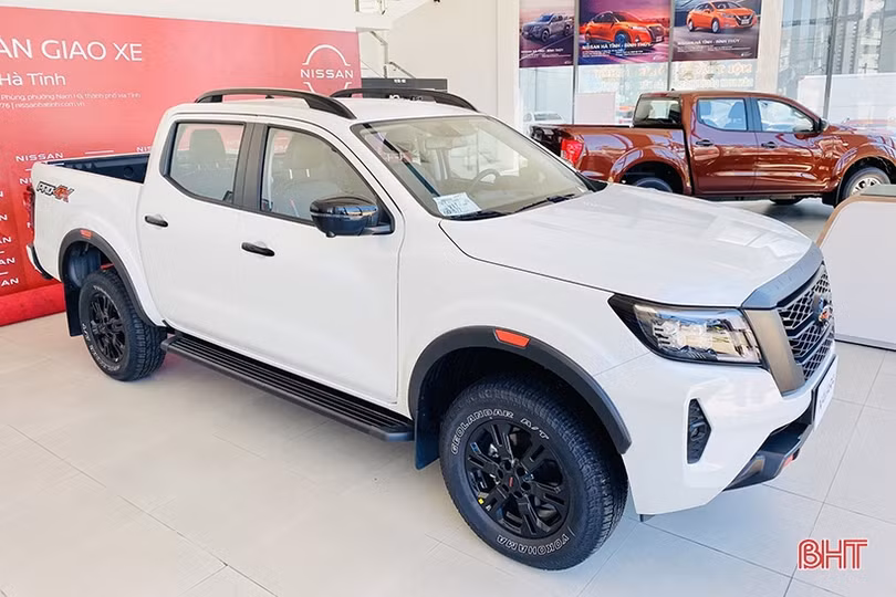 Cận cảnh những phiên bản Nissan Navara hút người mua của Nissan Hà Tĩnh