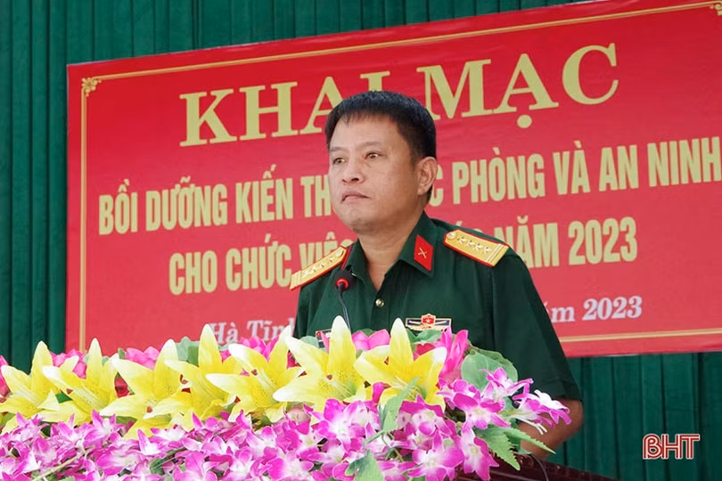 Bồi dưỡng kiến thức quốc phòng, an ninh cho 72 chức việc tôn giáo ở Thạch Hà