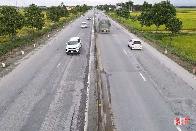 Tiếp tục kiến nghị dừng thu phí nếu chậm sửa chữa, khắc phục hư hỏng QL1 qua Hà Tĩnh