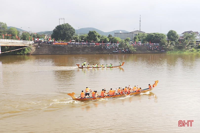Quang Thọ nhất giải đua thuyền huyện Vũ Quang