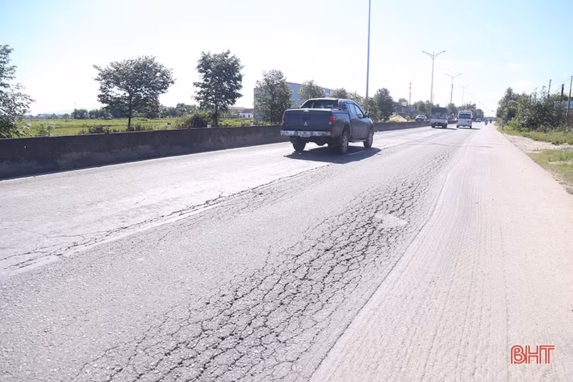 Báo cáo đầy đủ, trung thực với Cục Đường bộ về hiện trạng QL1 qua Hà Tĩnh