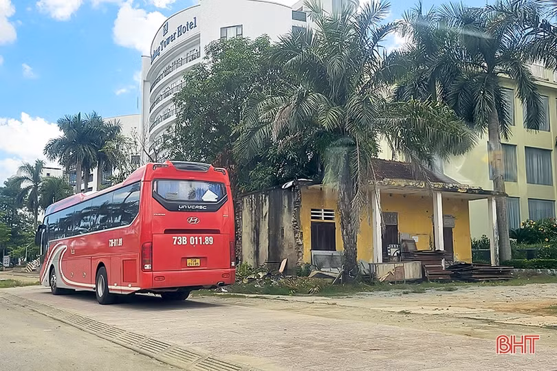 Ngôi nhà cấp 4 “làm xấu bộ mặt” tuyến Xô Viết Nghệ Tĩnh sắp được dời dọn