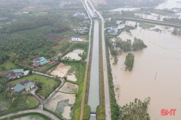 Cần nạo vét sông Ngàn Mọ để tăng khả năng thoát lũ cho hạ du hồ Kẻ Gỗ