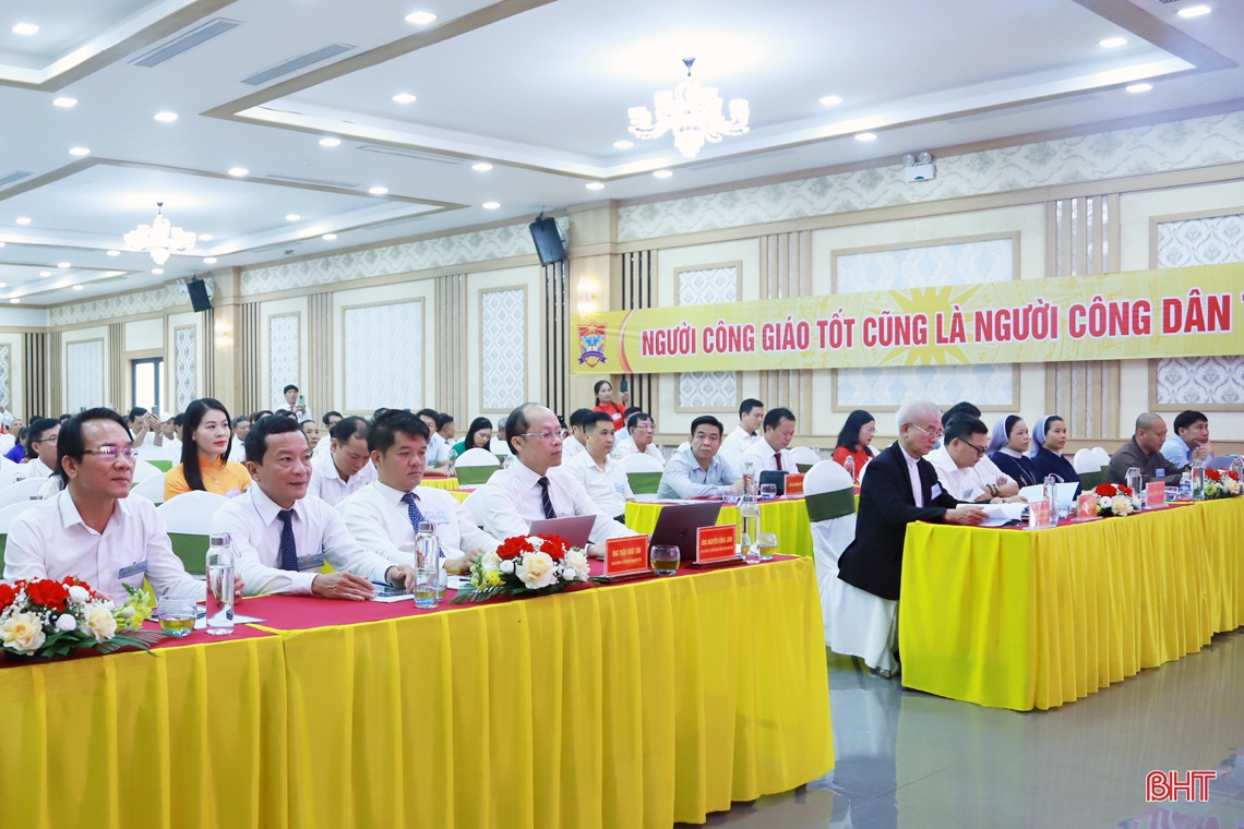 Đồng bào công giáo Hà Tĩnh đoàn kết, góp phần xây dựng và bảo vệ Tổ quốc
