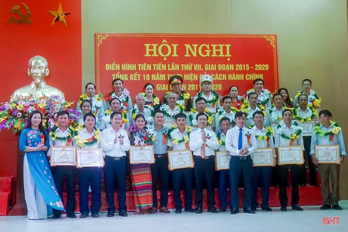 Đoàn kết, sáng tạo, thi đua xây dựng Hà Tĩnh phát triển nhanh, bền vững
