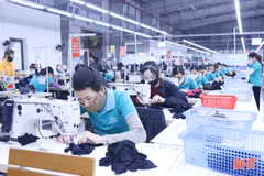 Tạo điều kiện thuận lợi để công nhân, lao động thực hiện quyền bầu cử