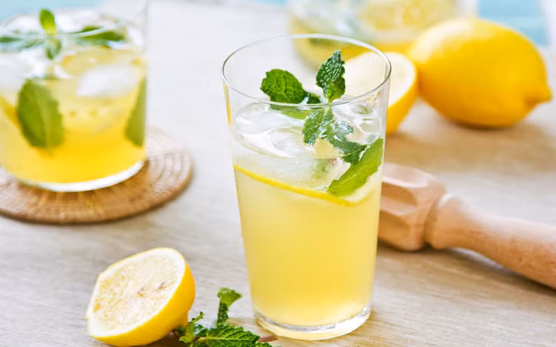 13 tác dụng đáng kinh ngạc của nước chanh