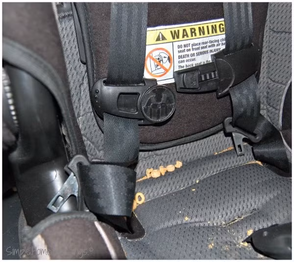 Ghi nhớ ngay 7 mẹo cực đơn giản ô tô bẩn cũng bóng loáng, sạch sẽ ngay thôi