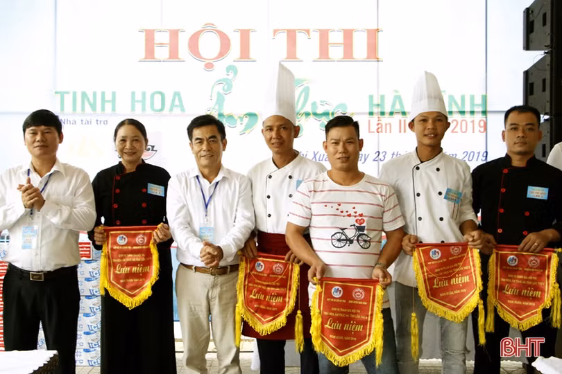 12 đội tranh tài “Tinh hoa ẩm thực Hà Tĩnh lần thứ 2”