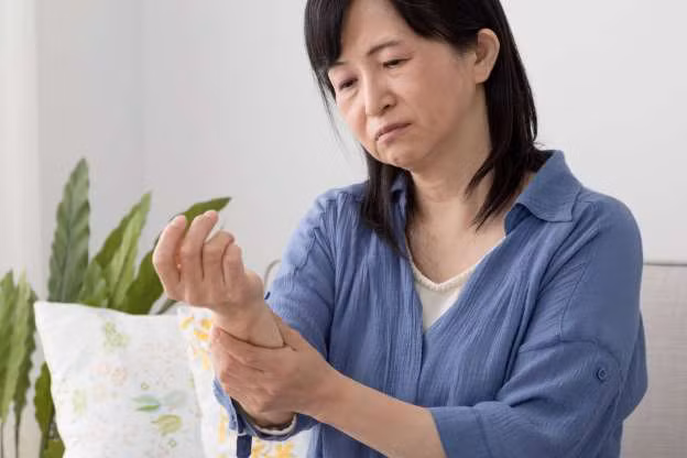 Cảnh báo cơn đau tim từ những dấu hiệu “thầm lặng”