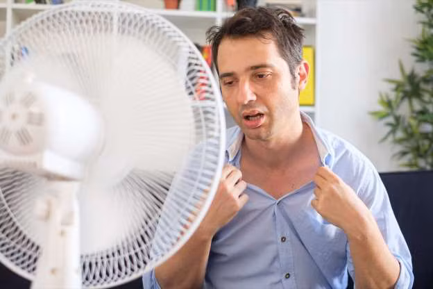 Cảnh báo cơn đau tim từ những dấu hiệu “thầm lặng”
