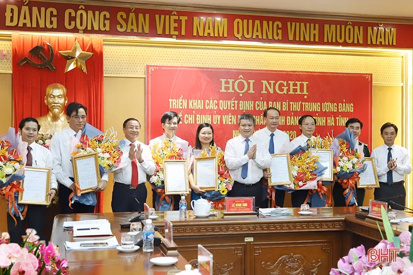 Ban Bí thư chỉ định 8 Ủy viên BCH Đảng bộ tỉnh Hà Tĩnh nhiệm kỳ 2015 - 2020