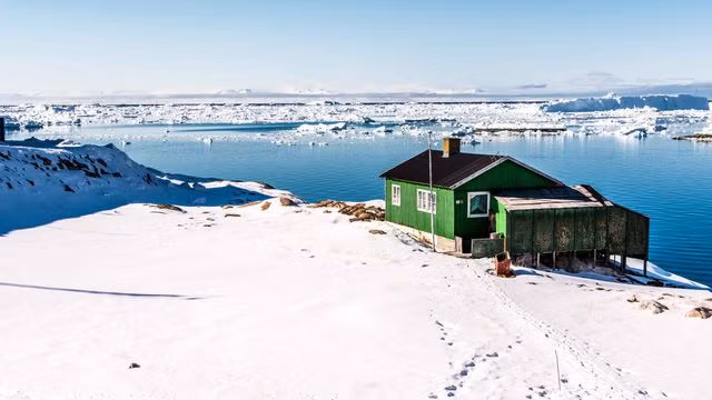 Greenland, hòn đảo Tổng thống Trump đòi mua đẹp đến thế nào?