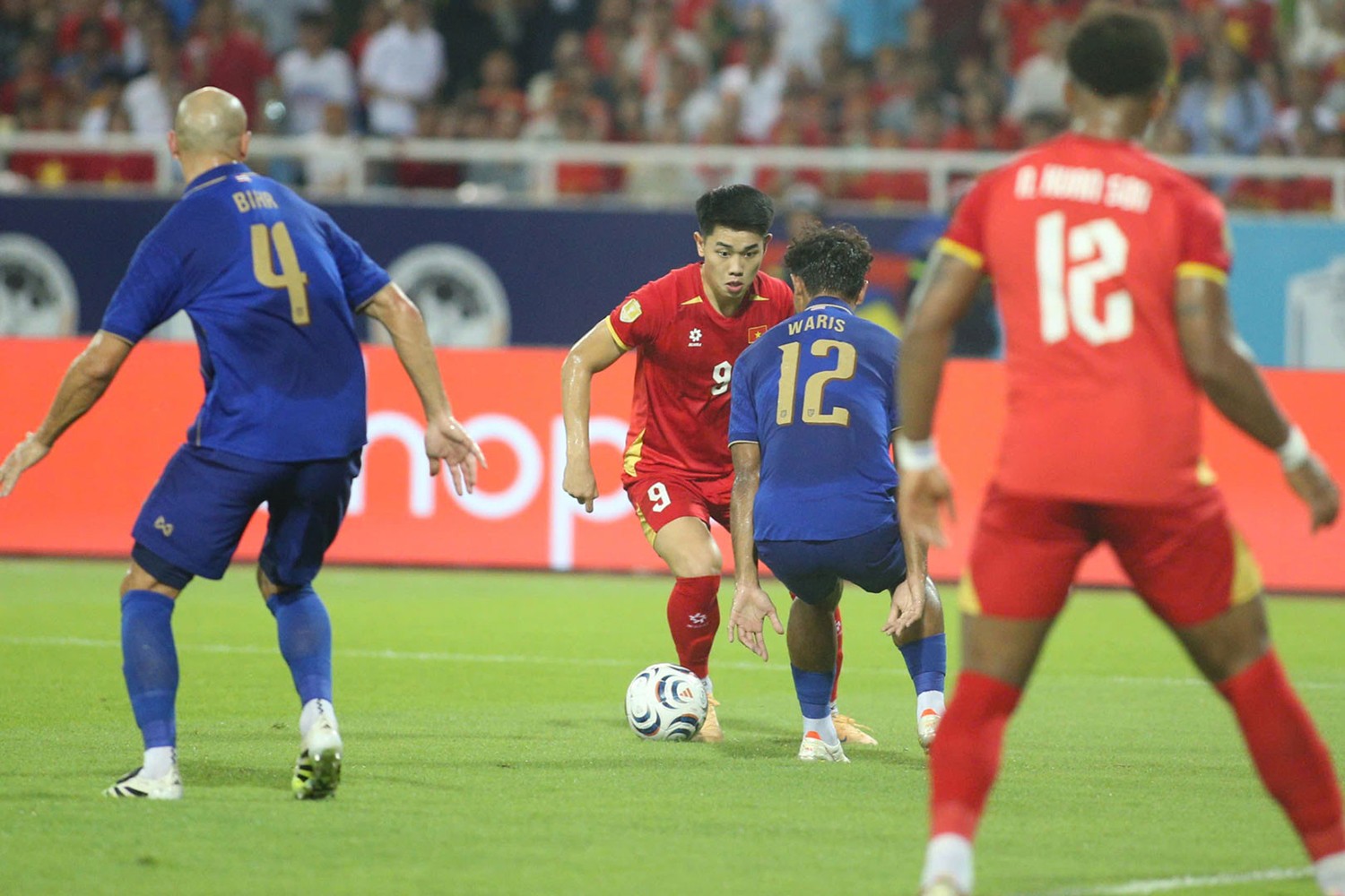 viet-nam-thai-lan-3.jpg