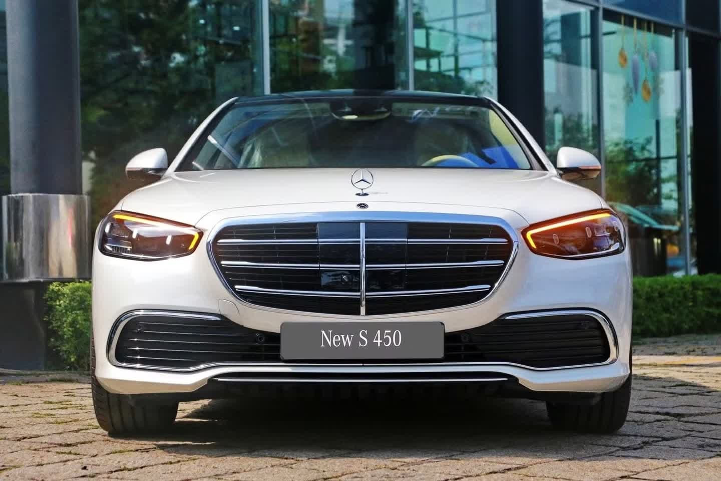mercedes-benz-s450.jpg