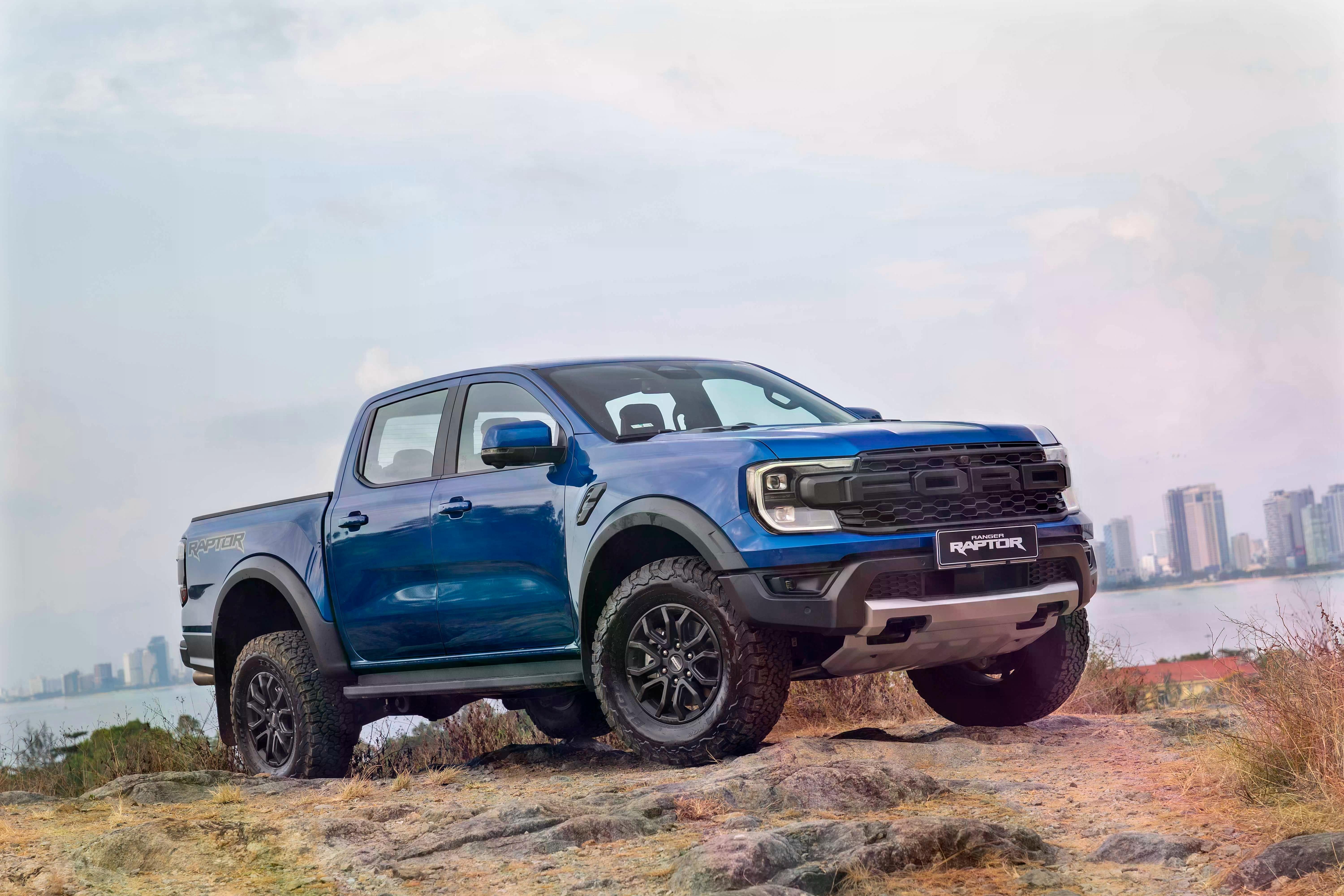 Lượng tiêu thụ 21.232 xe (đã bao gồm 1.931 xe Transit) đưa Ford vào vị trí bán chạy thứ năm toàn thị trường xe Việt. Tương tự Mitsubishi, thương hiệu Mỹ có đến 3 mẫu xe đang chia sẻ vai trò "gánh" doanh số tại Việt Nam, gồm Ranger, Territory và Everest. Ảnh: Ford Việt Nam.