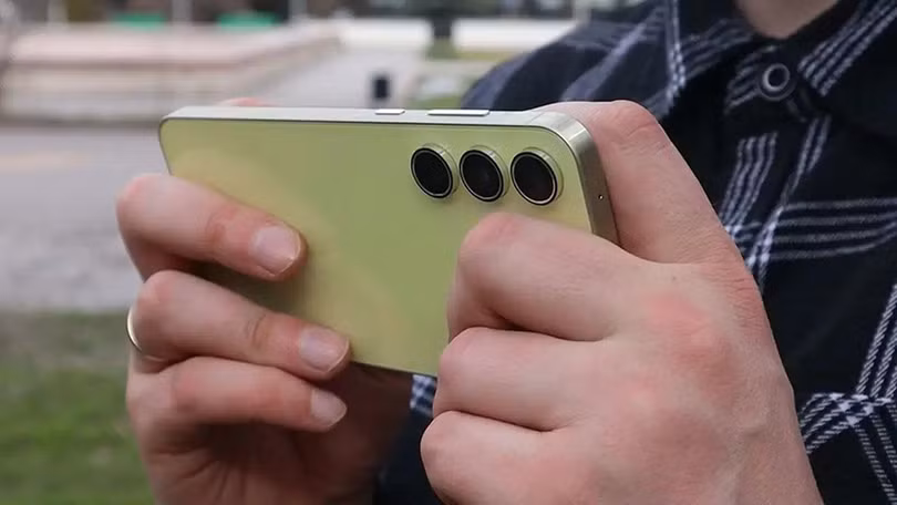 Galaxy A55 2.jpg