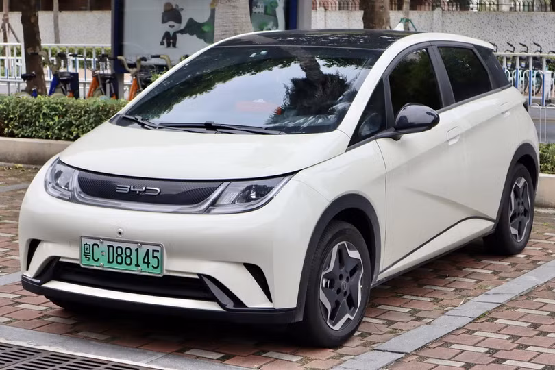 BYD Dolphin sẽ cạnh tranh với các mẫu xe xăng cùng cỡ như Suzuki Swift hay Mazda2 (Ảnh: Wiki).