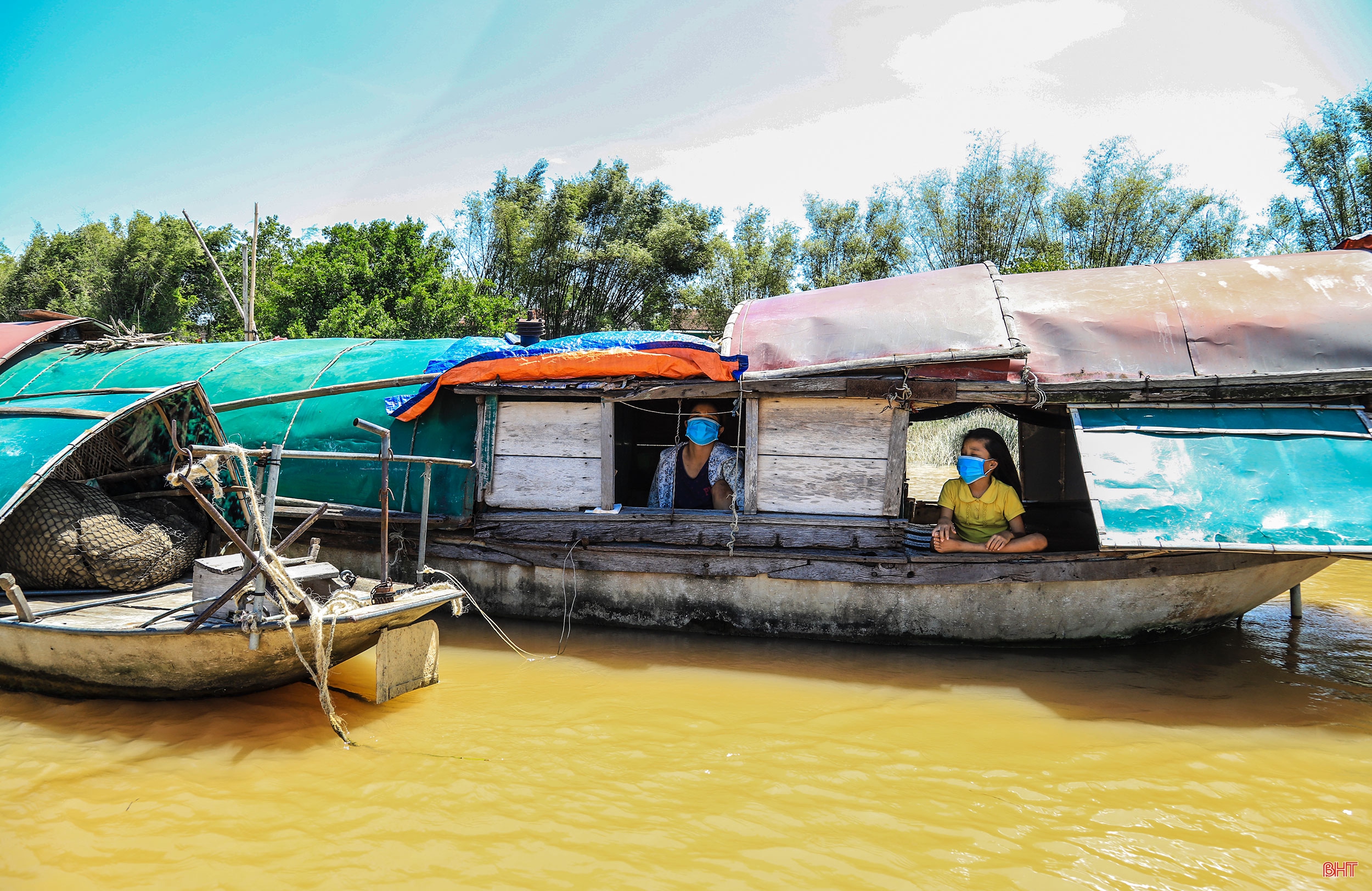 Xóm vạn chài Tiền Phong và khát vọng lên bờ