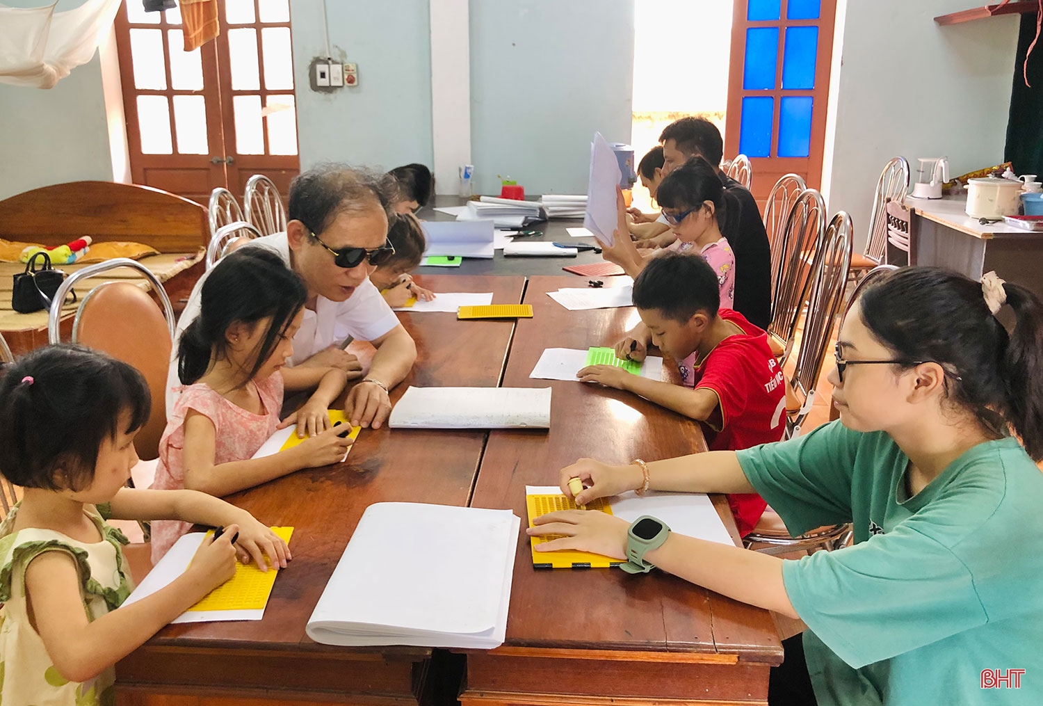 “Khuyết tật về mắt không phải là bất hạnh mà chỉ là sự bất tiện mà thôi...”
