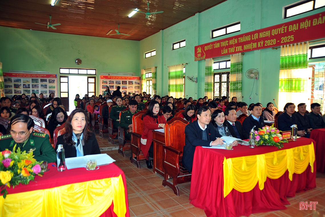 Ấm tình “Xuân đoàn kết - tết biên cương” ở Hà Tĩnh