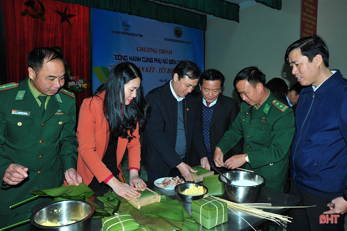 Ấm tình “Xuân đoàn kết - tết biên cương” ở Hà Tĩnh