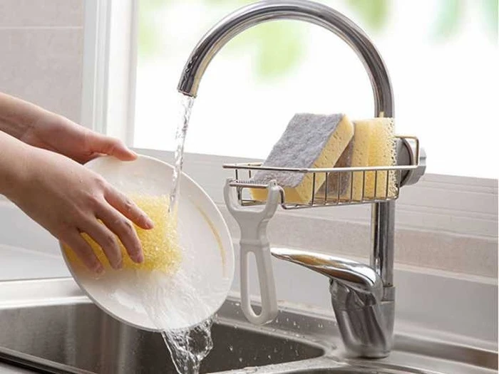 5 sai lầm khi rửa bát nhiều người thường mắc phải