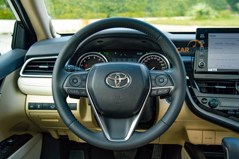 Chi tiết xe Toyota Camry 2022 phiên bản Q vừa ra mắt tại thị trường Việt Nam