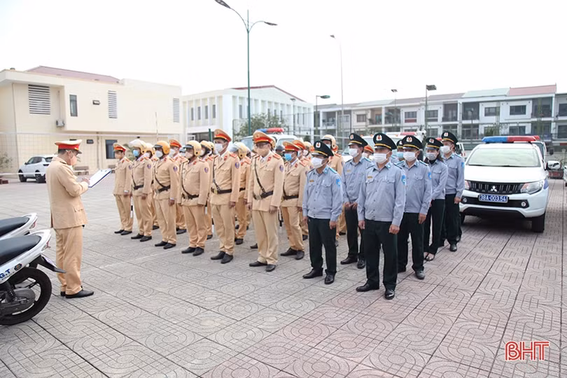 TP Hà Tĩnh: Nhiều phương tiện dừng đỗ sai quy định bị xử phạt