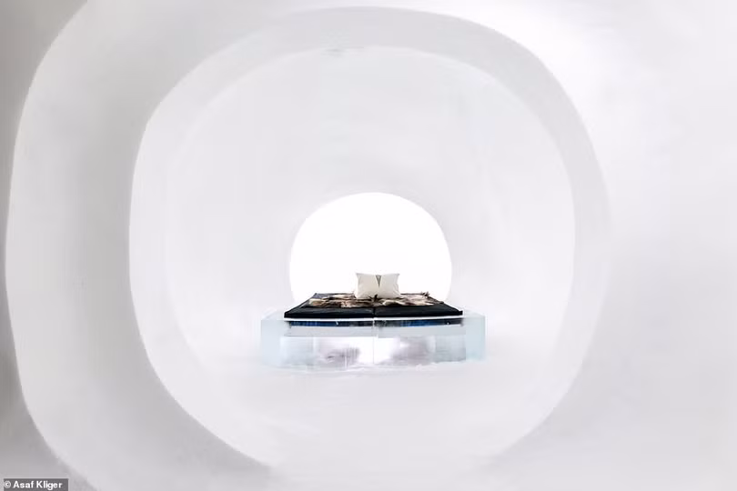 Kỳ lạ với khách sạn băng, du khách được trải nghiệm những thứ độc lạ