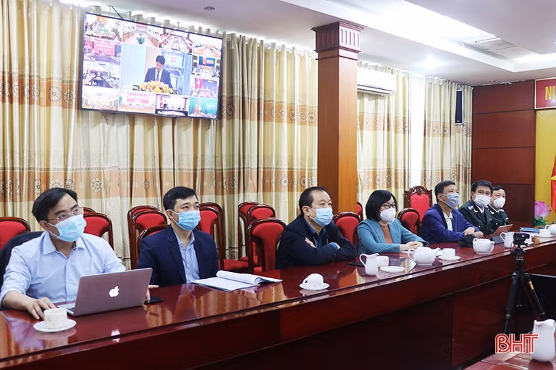 Lấy người dân, doanh nghiệp là trung tâm trong xây dựng và thực thi pháp luật